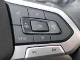 Volkswagen Multivan thumbnail 30