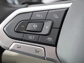 Volkswagen Multivan thumbnail 46