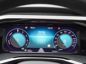 Volkswagen Multivan thumbnail 52