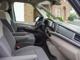 Volkswagen Multivan thumbnail 7