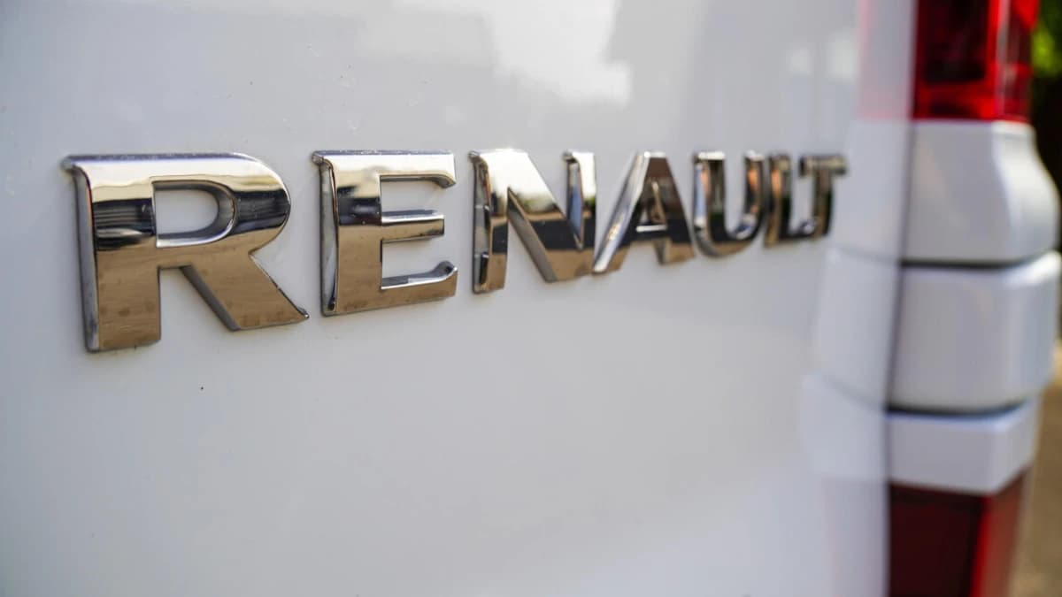 Renault Trafic — foto 1