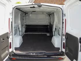 Renault Trafic thumbnail 2