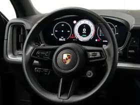 Porsche Cayenne thumbnail 24