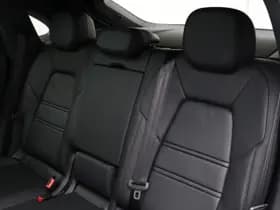 Porsche Cayenne thumbnail 26