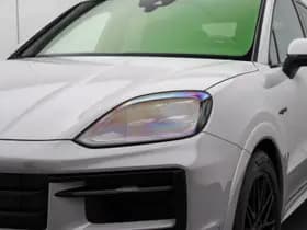 Porsche Cayenne thumbnail 28