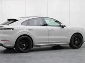 Porsche Cayenne thumbnail 36
