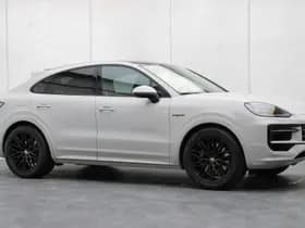 Porsche Cayenne thumbnail 38