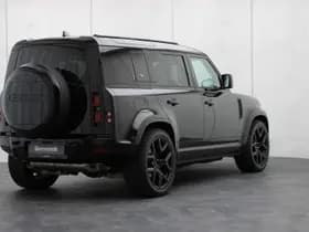 Land Rover Defender thumbnail 4