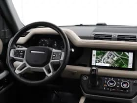 Land Rover Defender thumbnail 10