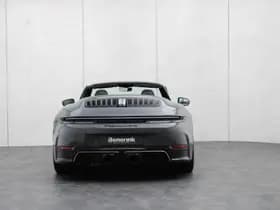 Porsche 911 thumbnail 32