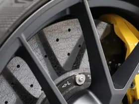 Porsche 911 thumbnail 8