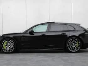 Porsche Panamera thumbnail 2