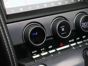 Jaguar F-Type thumbnail 11