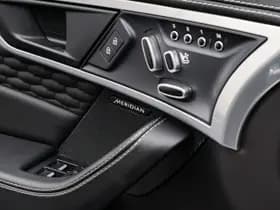 Jaguar F-Type thumbnail 10