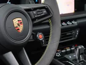 Porsche 911 thumbnail 19