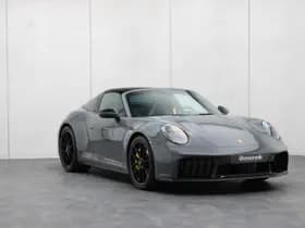 Porsche 911 thumbnail 5