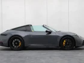 Porsche 911 thumbnail 49