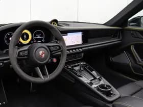 Porsche 911 thumbnail 9