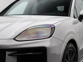 Porsche Cayenne thumbnail 26