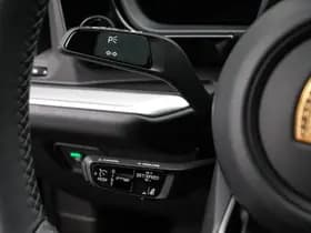 Porsche Cayenne thumbnail 23