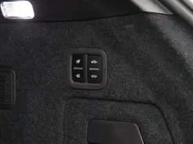 Porsche Cayenne thumbnail 29