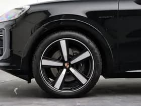 Porsche Cayenne thumbnail 6