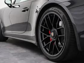 Porsche 911 thumbnail 18