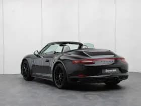 Porsche 911 thumbnail 3