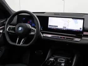 BMW 5-Serie thumbnail 15