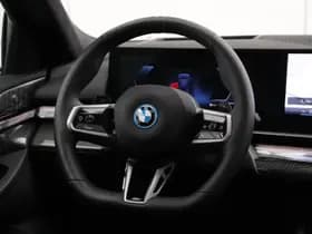 BMW 5-Serie thumbnail 24