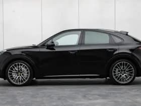 Porsche Cayenne thumbnail 2