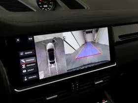 Porsche Cayenne thumbnail 17