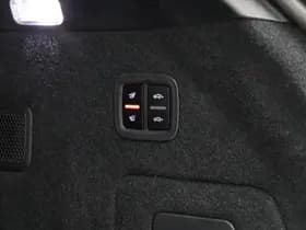 Porsche Cayenne thumbnail 28