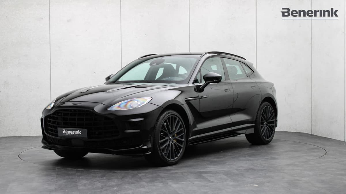 Aston Martin Dbx — foto 1