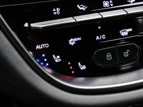 Aston Martin Dbx thumbnail 12