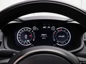 Aston Martin Dbx thumbnail 28