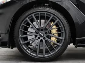 Aston Martin Dbx thumbnail 6