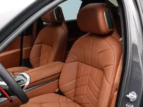 BMW 7-Serie thumbnail 9