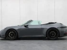 Porsche 911 thumbnail 2