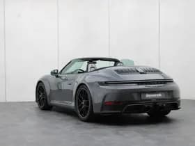 Porsche 911 thumbnail 3