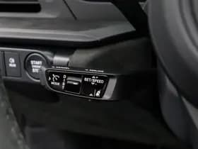 Porsche 911 thumbnail 24