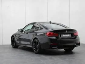 BMW M4 thumbnail 3