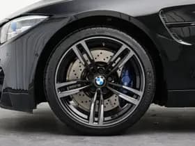 BMW M4 thumbnail 6