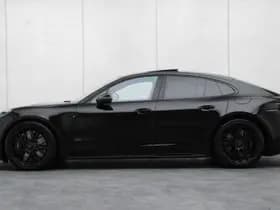Porsche Panamera thumbnail 2