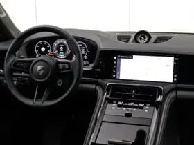 Porsche Panamera thumbnail 14