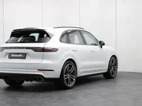 Porsche Cayenne thumbnail 4