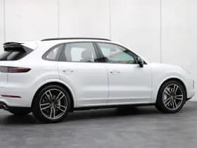 Porsche Cayenne thumbnail 32