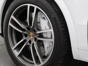 Porsche Cayenne thumbnail 7