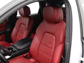 Porsche Cayenne thumbnail 10