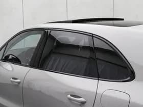 Porsche Cayenne thumbnail 23